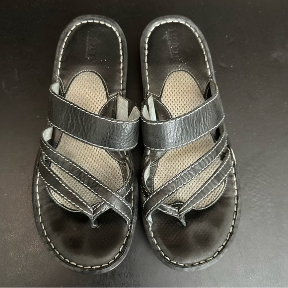 Born Women’s Black Leather Strappy Flat Cushioned Comfort Sandals 9 Flip Flops - Picture 4 of 9